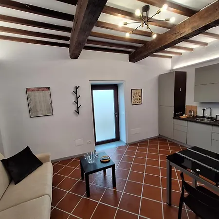 Lägenhet Casa Fioroni Langhe